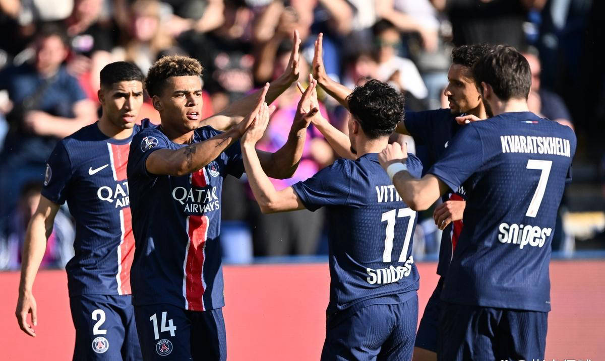 巴黎圣日耳曼主场战平昂热，领先优势缩小的简单介绍