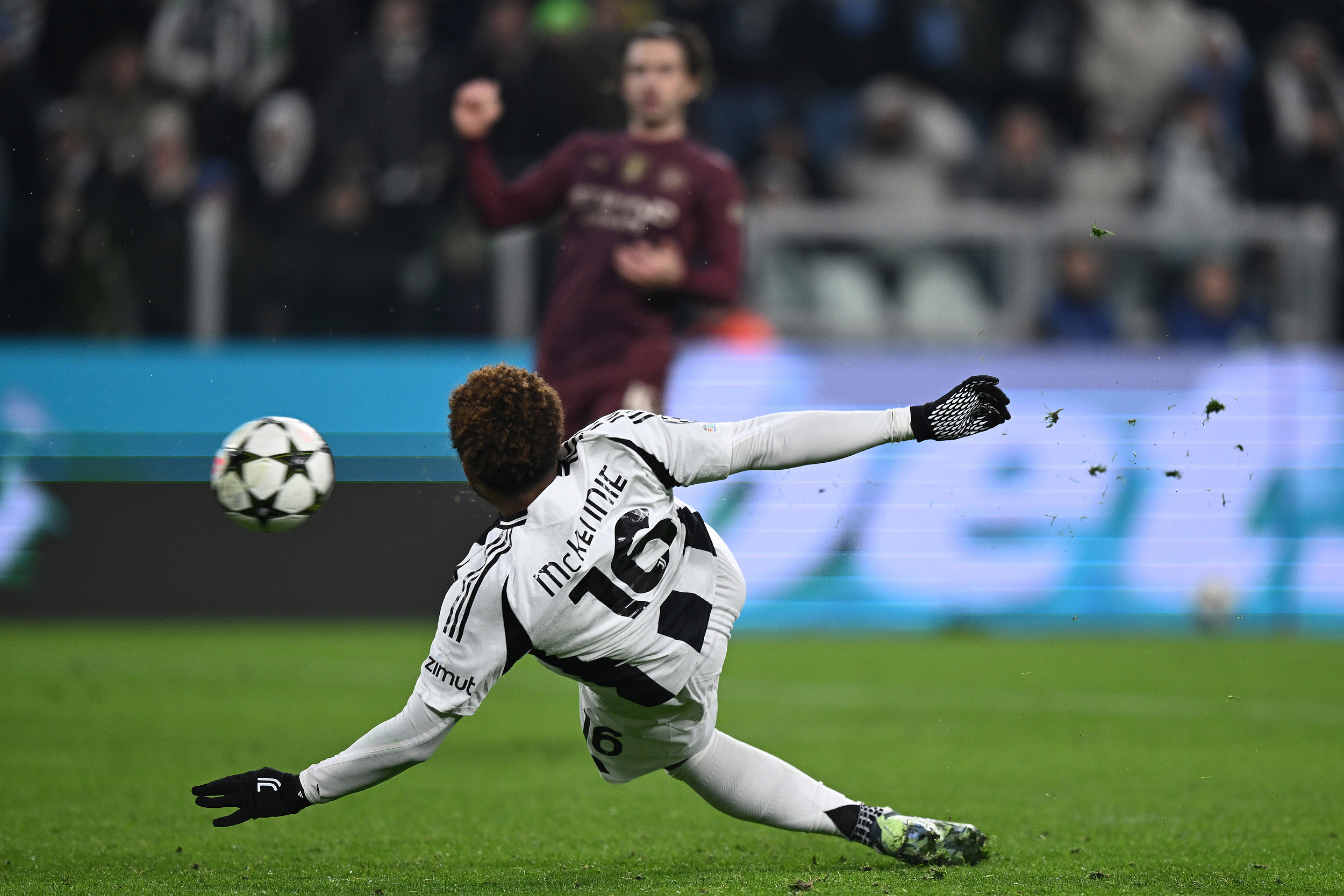 尤文图斯头球破门+点球绝杀，曼城遭遇联赛三连败的简单介绍